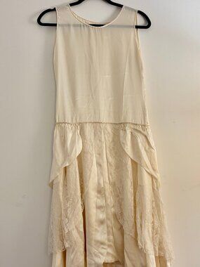 1920s Champagne Silk Lace Wedding Dress, Drop Waist, Hi-Low Hem (Extra Small)